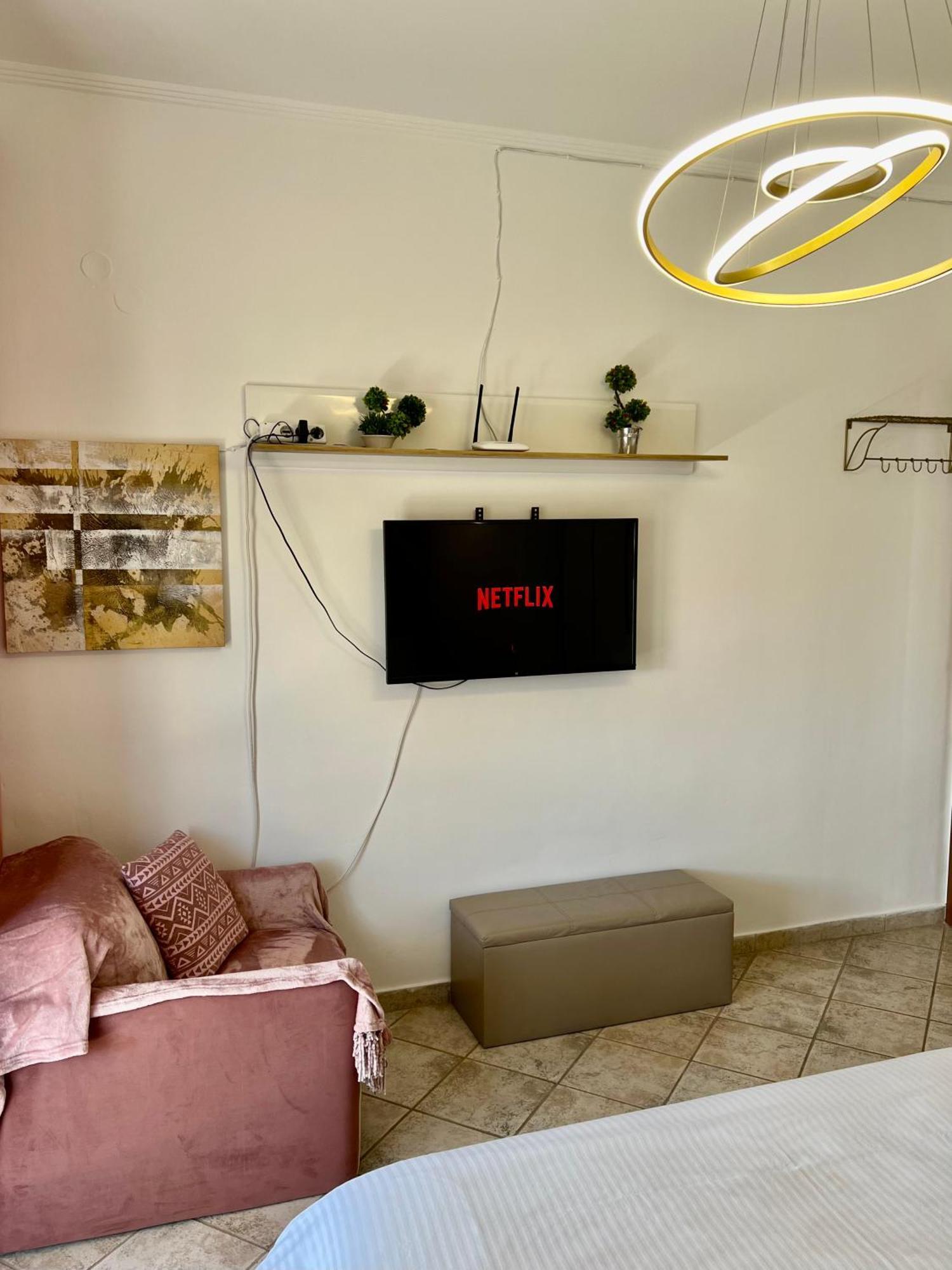 City Lux Apartment 1 Serres Bagian luar foto